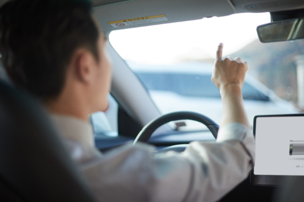 당신의 운전을 바꾸는 5가지 안전운전 습관 🚗💡