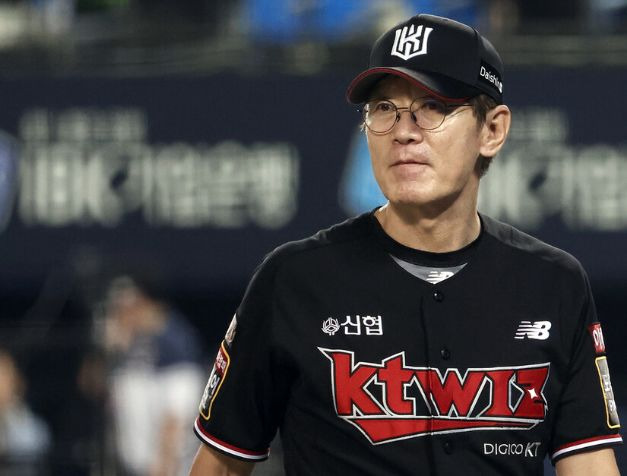 이강철 감독 연봉&middot;재계약 34억 총정리｜KT 2029년 계약&middot;역대 감독 몸값 순위&middot;염경엽 비교&middot;나이 프로필