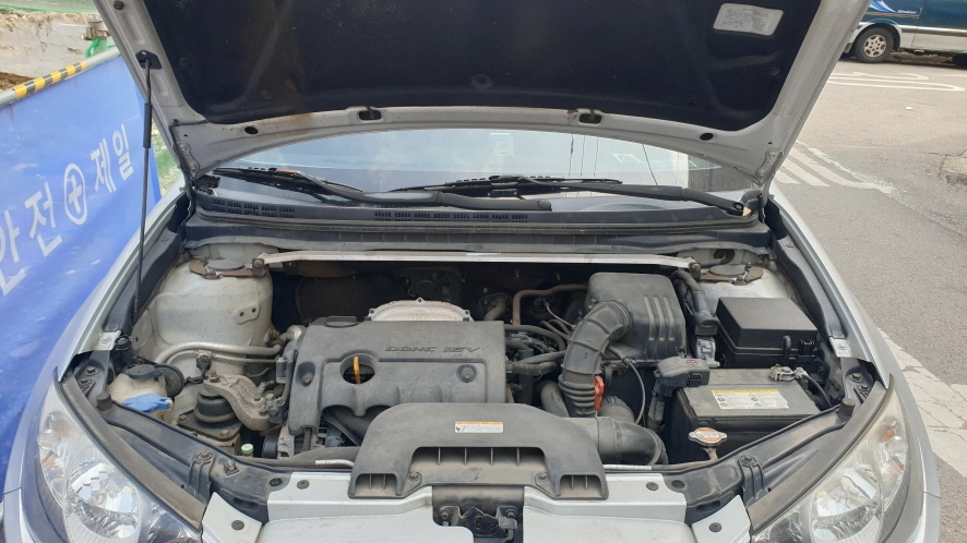 아반떼 워셔액 넣는 곳