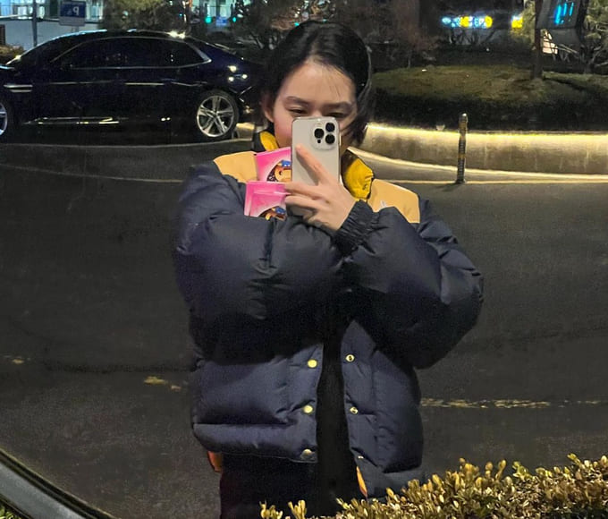 김윤혜 사복
