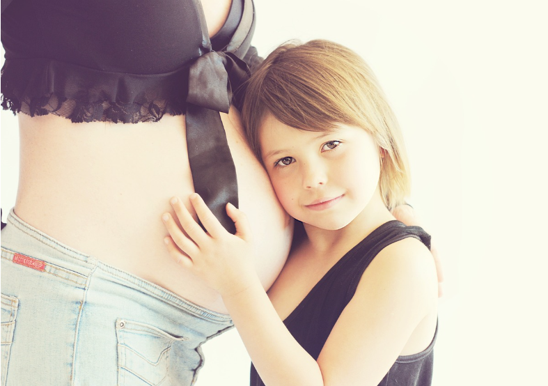 출산 후 몸매 회복 운동: 체형 복구와 골반 강화