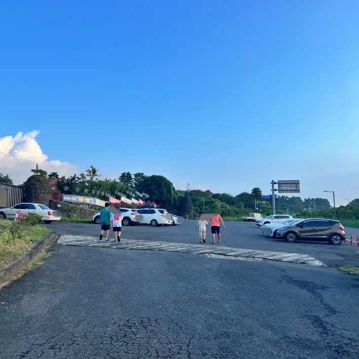 제주연돈가 주차장 사진 입니다.