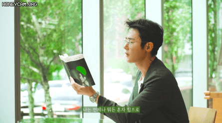 웅진 <살고 싶다는 농담> 허지웅 낭독 영상 제작