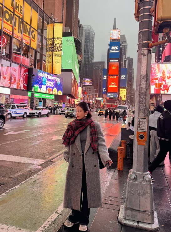 30대 여성 출근룩으로 바로 적용 가능한 기은세 자켓 코디