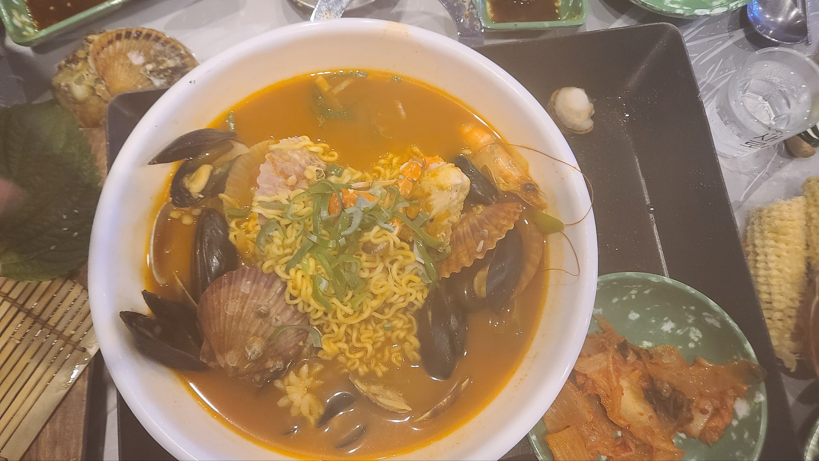최루탄라면4