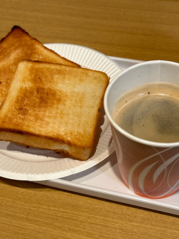 아사쿠사-호텔-하타고-조식-펠리칸-식빵