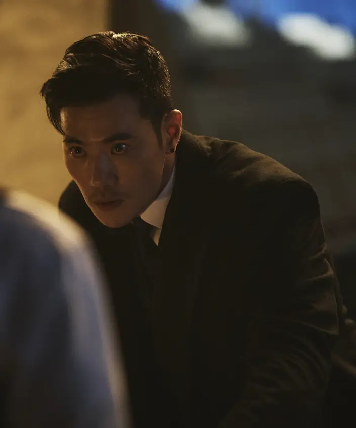 폴 역 김강우