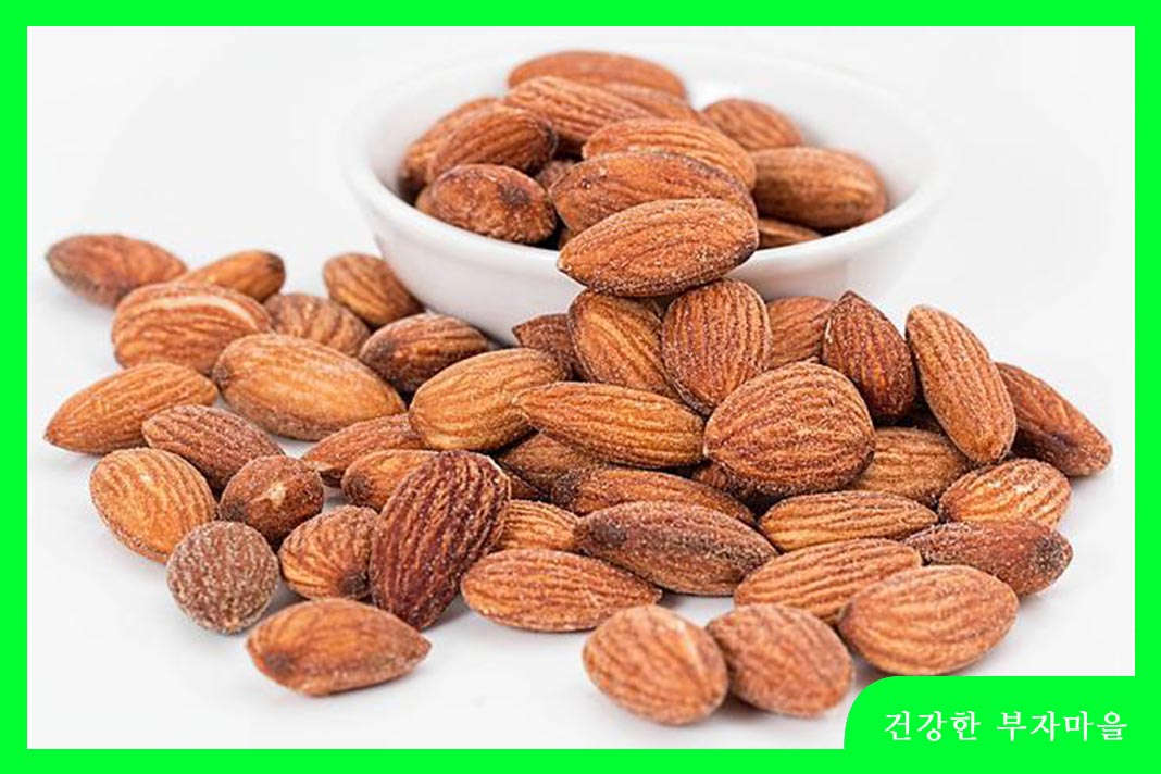 저혈압에 좋은 음식 - 아몬드