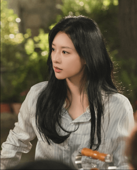 눈물의 여왕 배우 사진