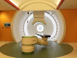 암환자를 치료하는 중입자 치료실