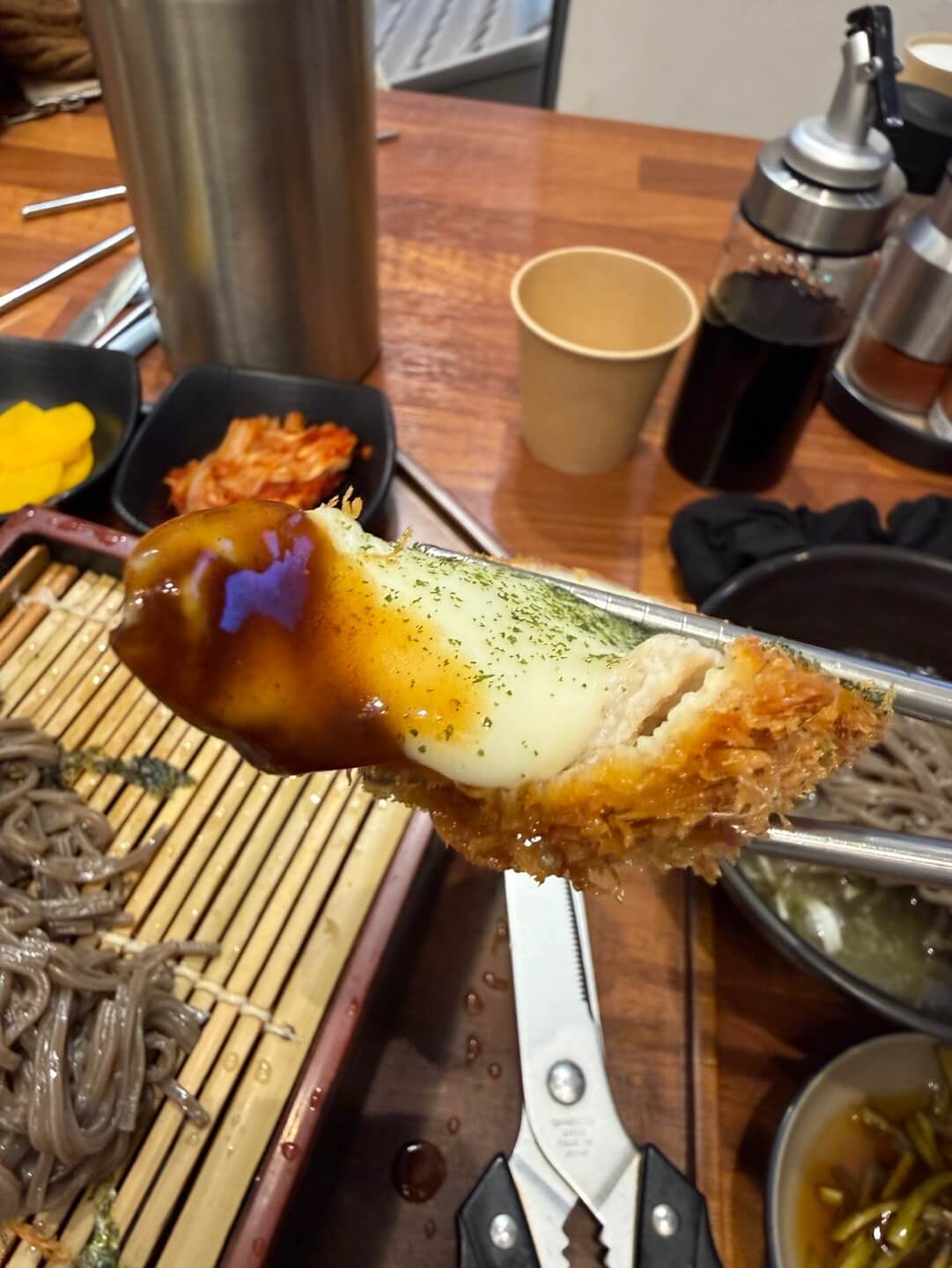정자동 맛집 치즈돈까스 소스