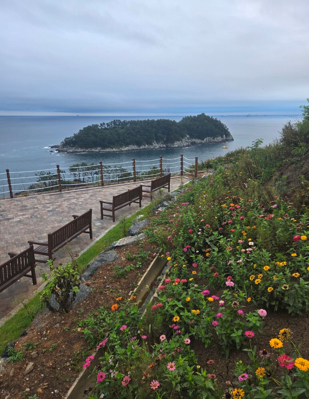 리조트 산책로