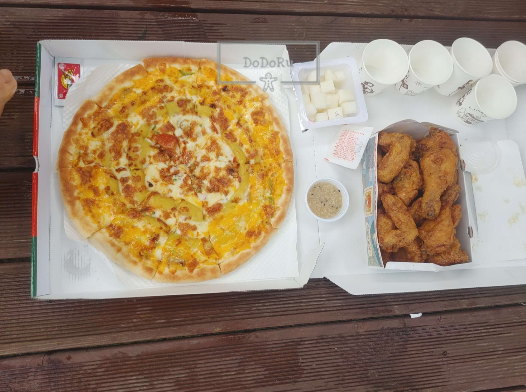 포항-봉좌마을-수영장-배달-피자-통닭