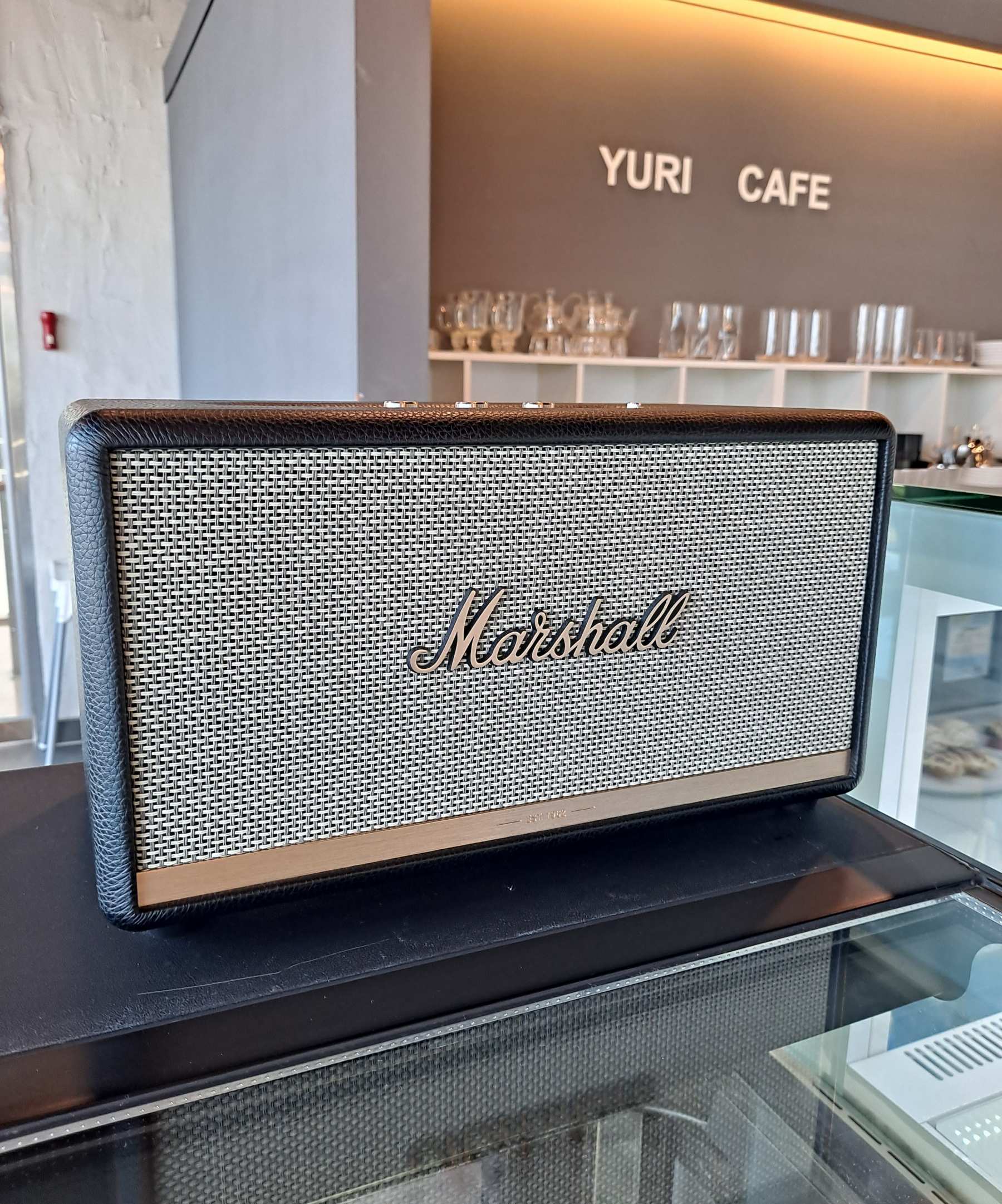 유리카페 마샬스피커