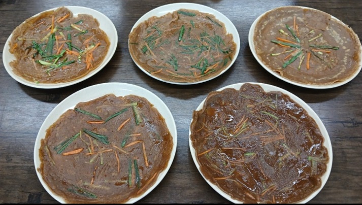 백반기행-홍성-도토리전
