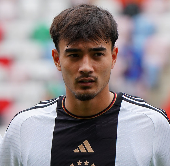 옌스 카스트로프 선수 사진