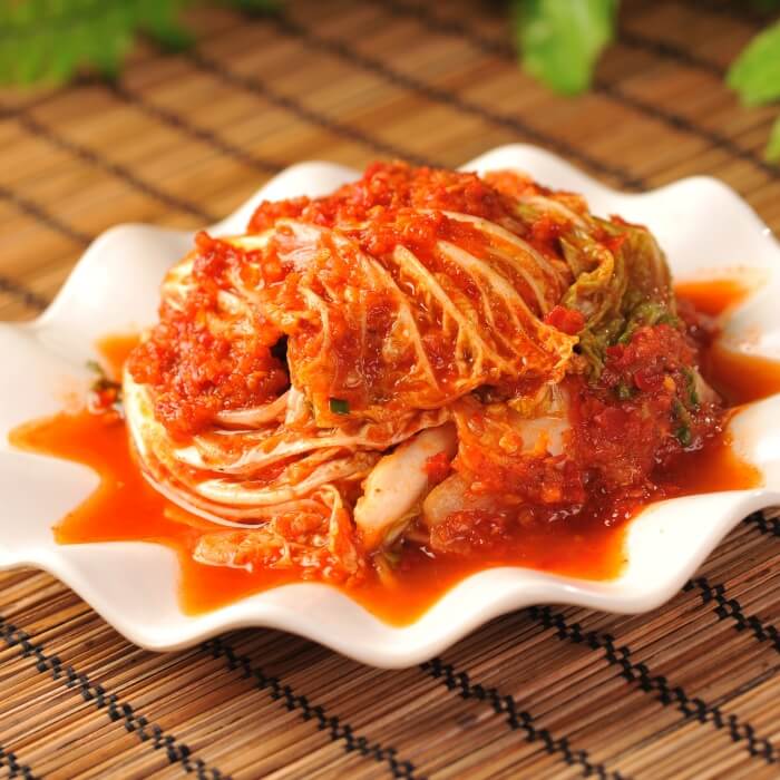 김치-잘라서-그릇에-담아놓은-사진