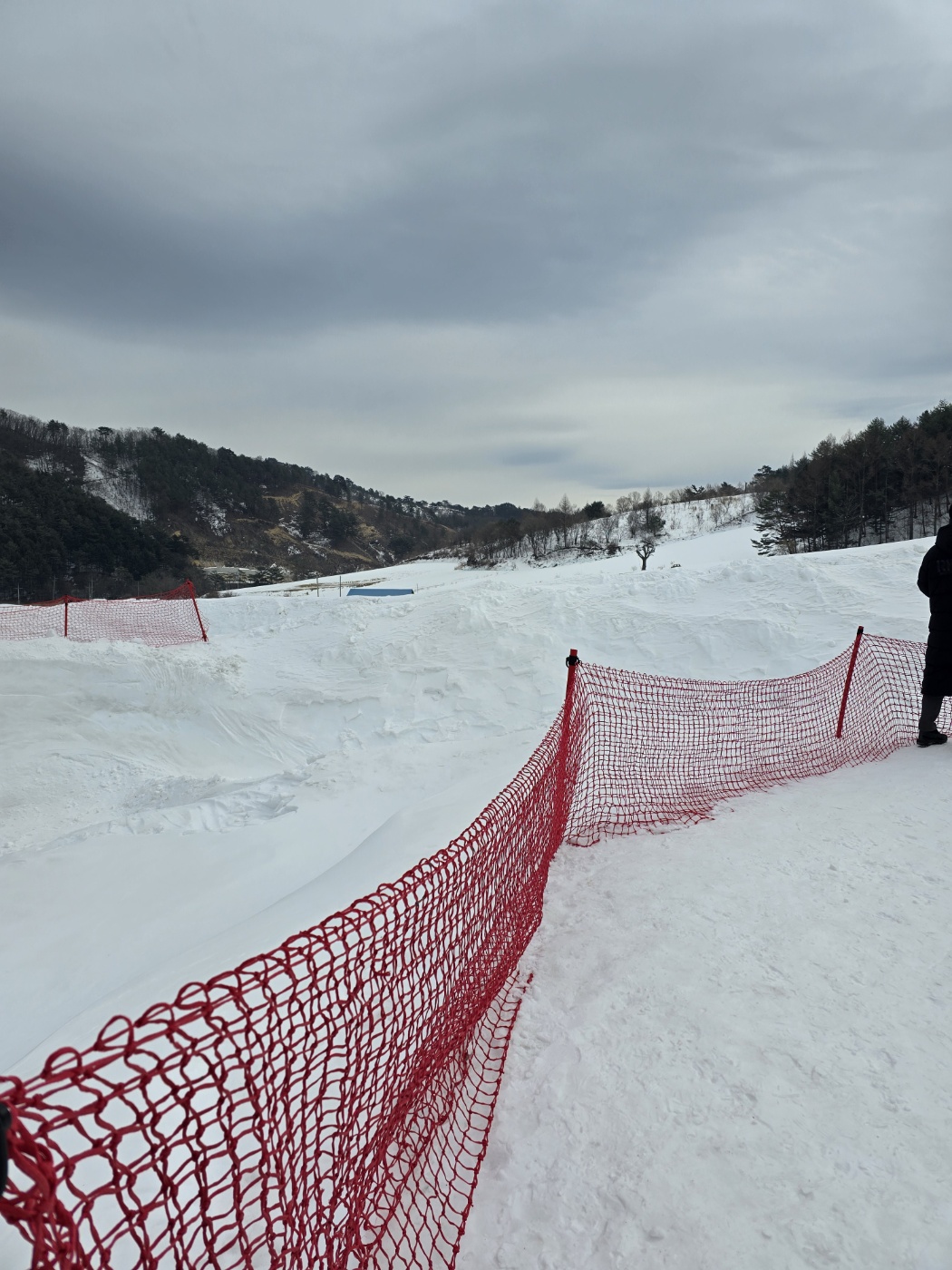 사진엔 안담기는 봅슬레이 썰매장의 굴곡