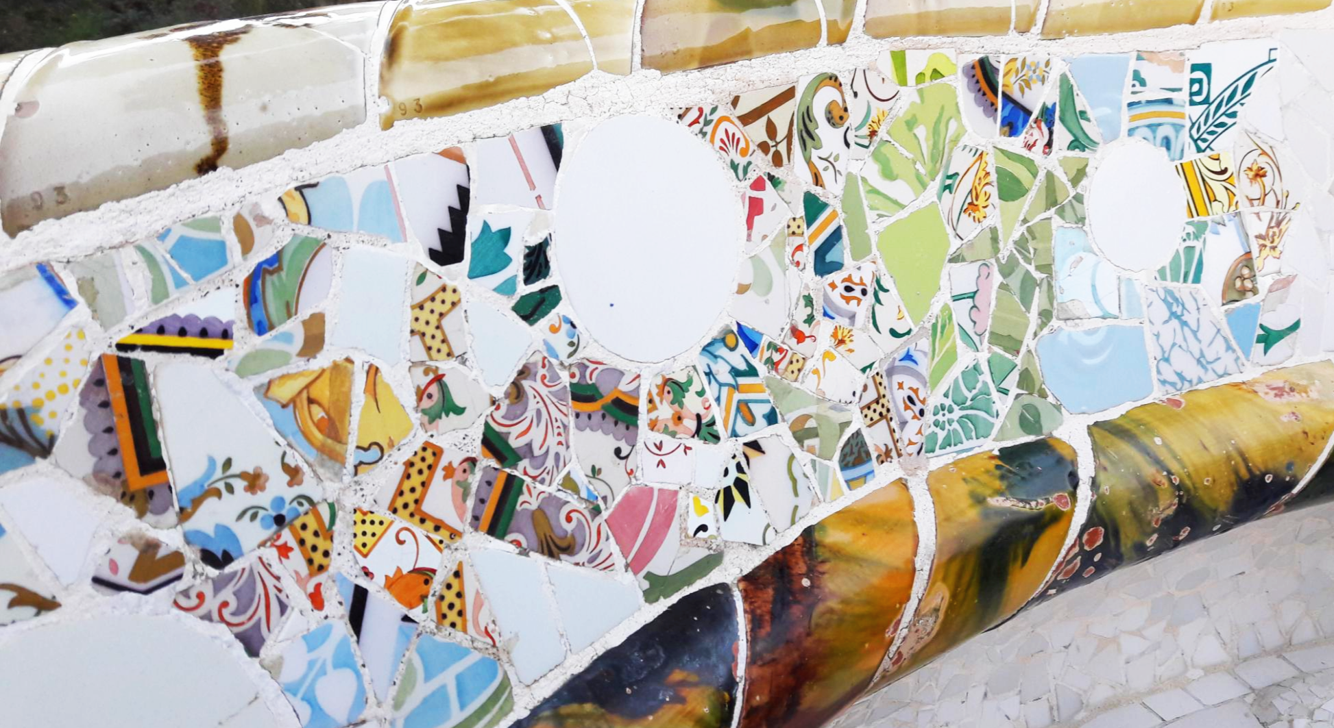 스페인 바르셀로나 타일의 불규칙함