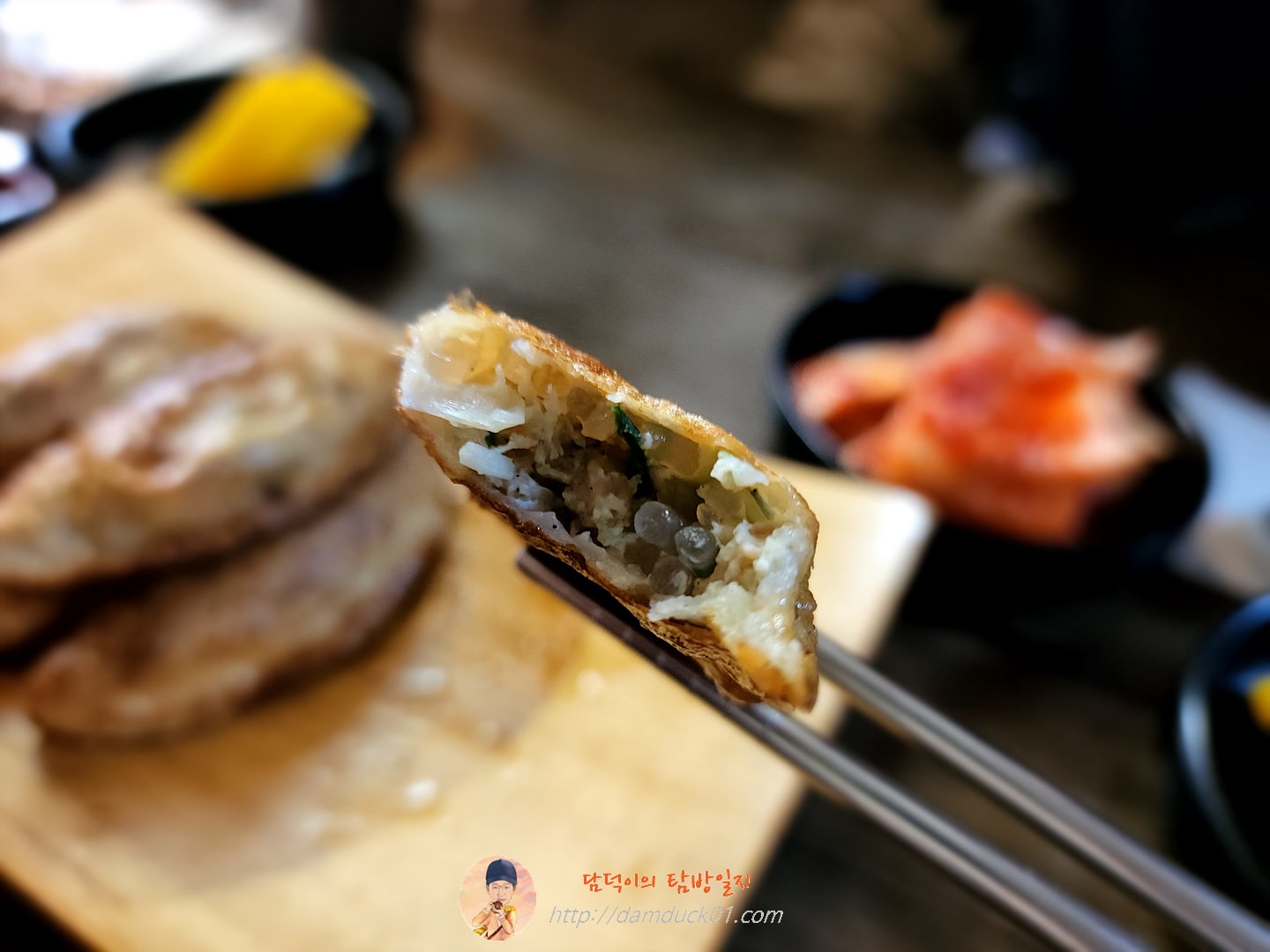 철판군만두