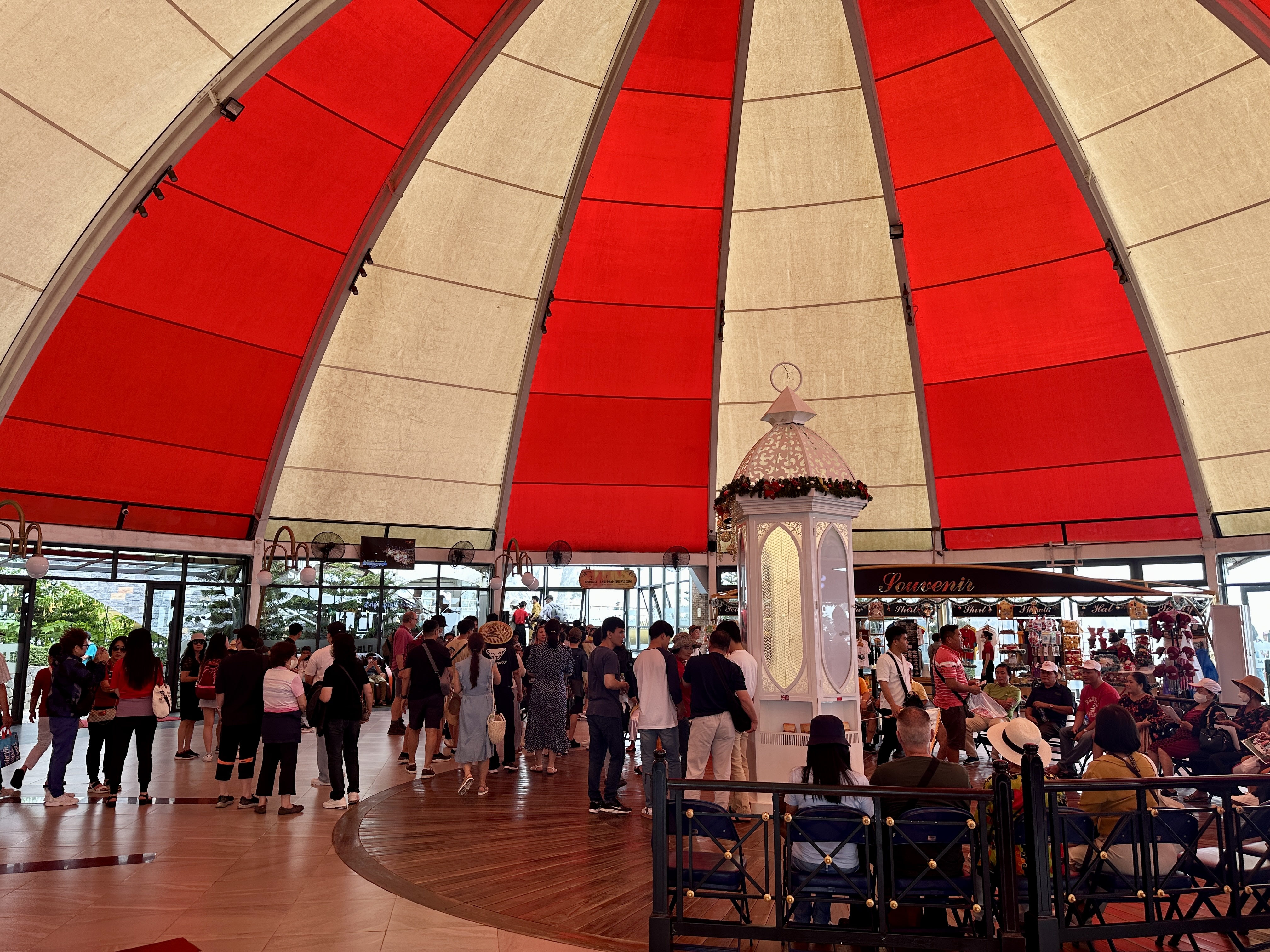 선월드 바나힐 마르세유역