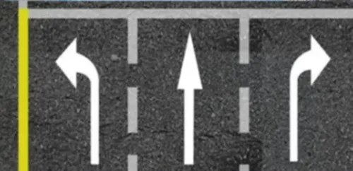 좌회전 차선 직진 행위