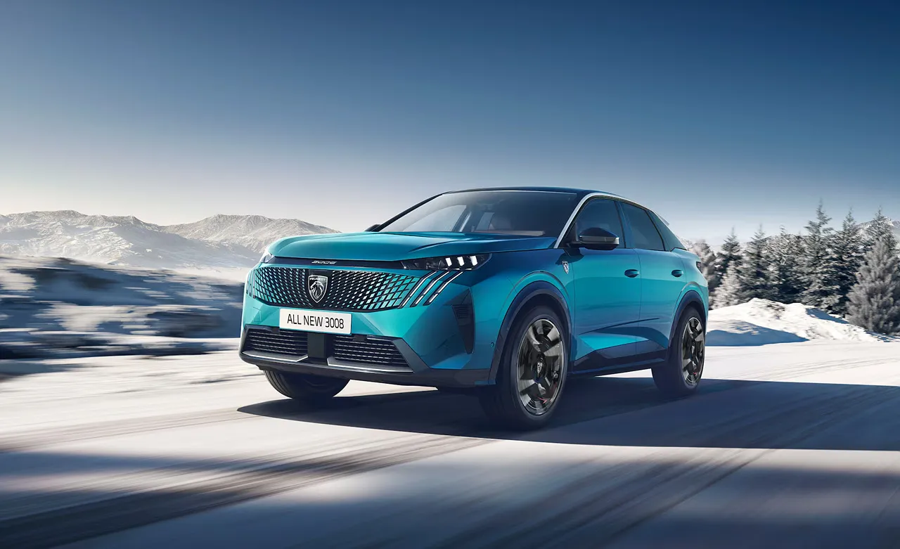 푸조 3008 하이브리드 차량 이미지