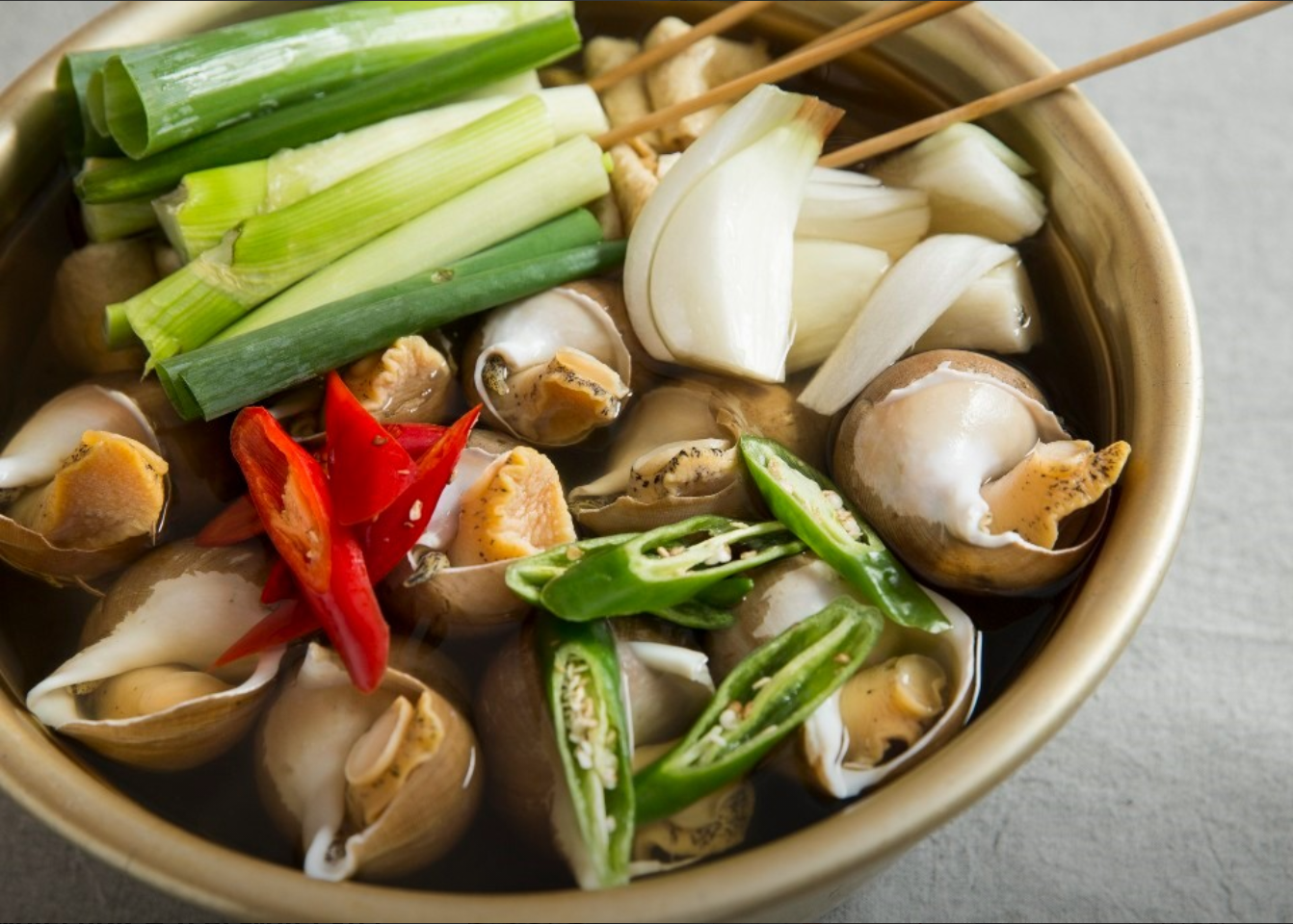 골뱅이신사 신사역맛집 자연산 생골뱅이탕으로 소문난 강남 해산물 명소