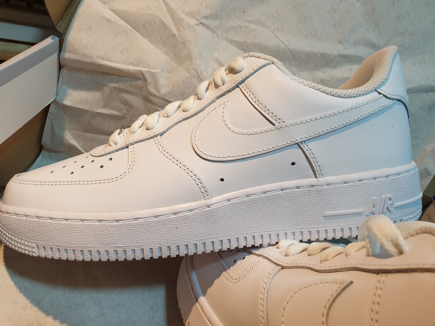 나이키-에어포스-1-로우-CW2288-111