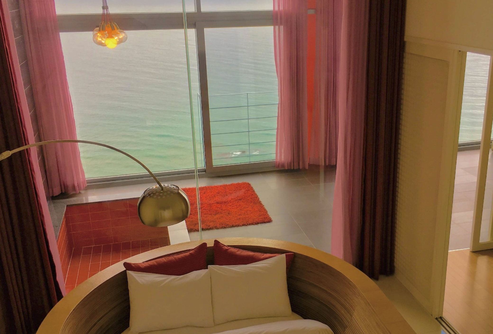 하슬라뮤지엄호텔