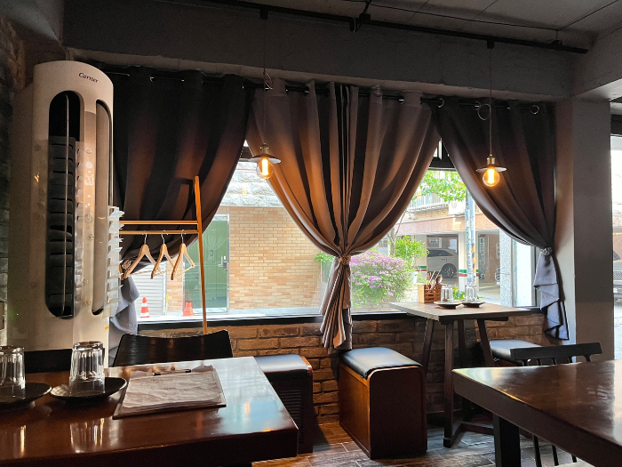 분위기 좋은 내부 모습