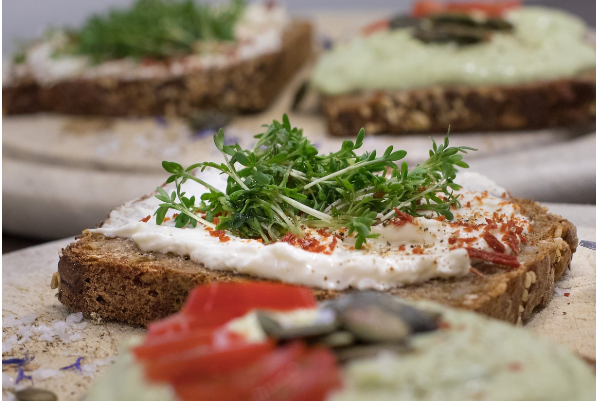 혈당 조절을 위한 식단 구성법: 좋은 탄수화물과 나쁜 탄수화물 구분하기