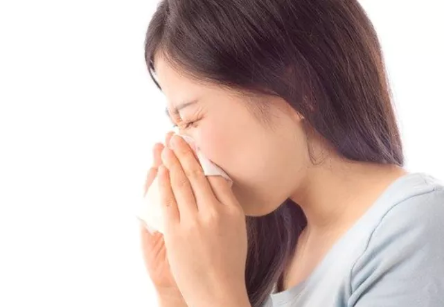 마른기침이-나는-이유-건강