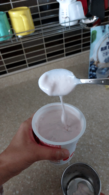 일반 요거트의 꾸덕함.