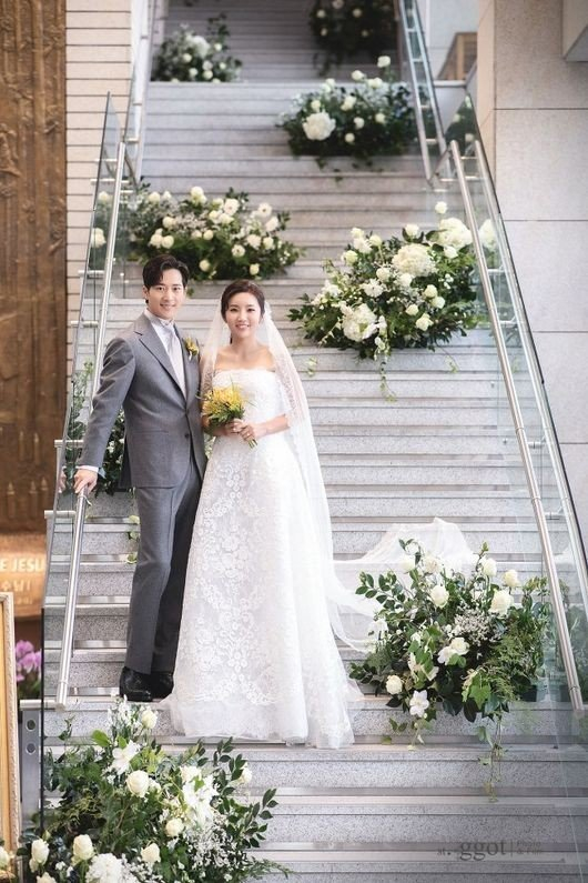 2026년 10월 28일 이완 이보미 임신 보도 대표 사진