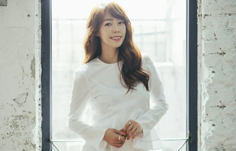 애즈원 이민 사망 소식 개요