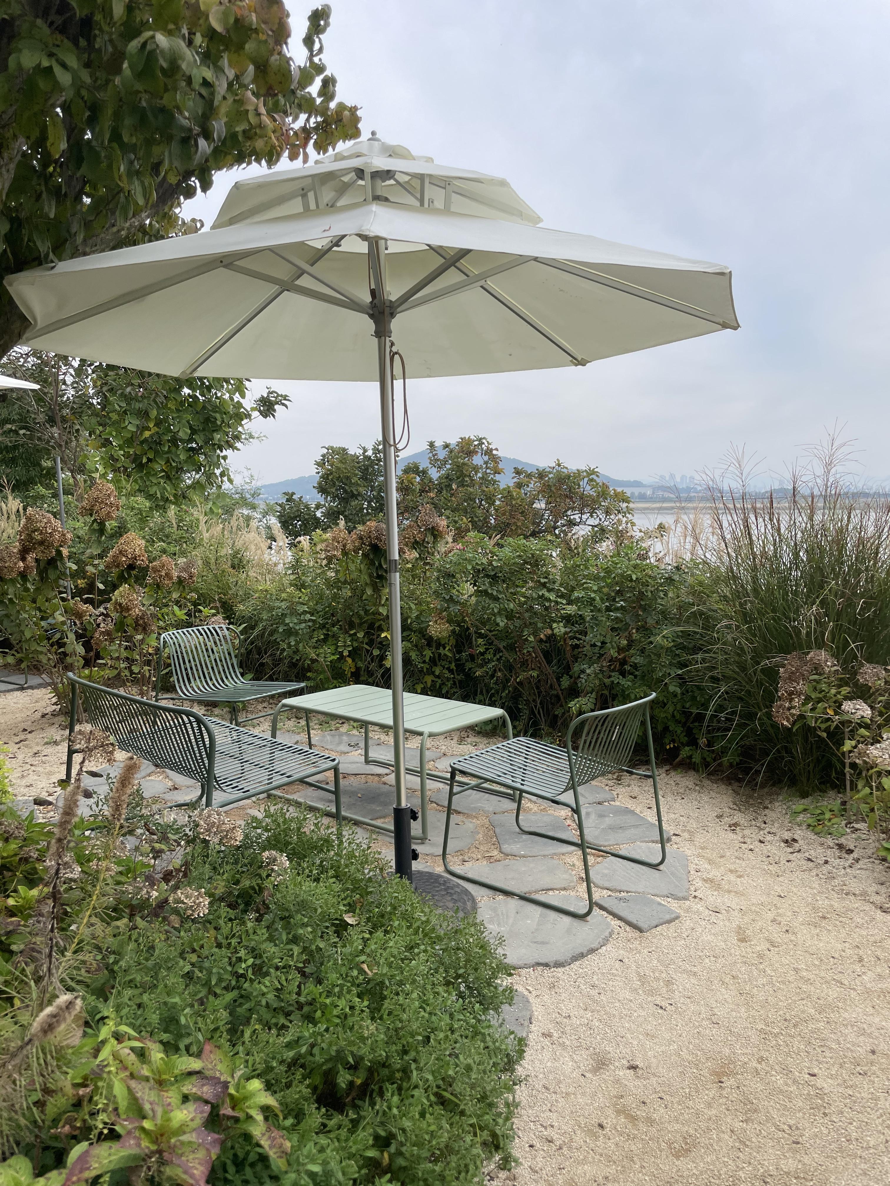 김포 한강뷰 대형카페 아보고가