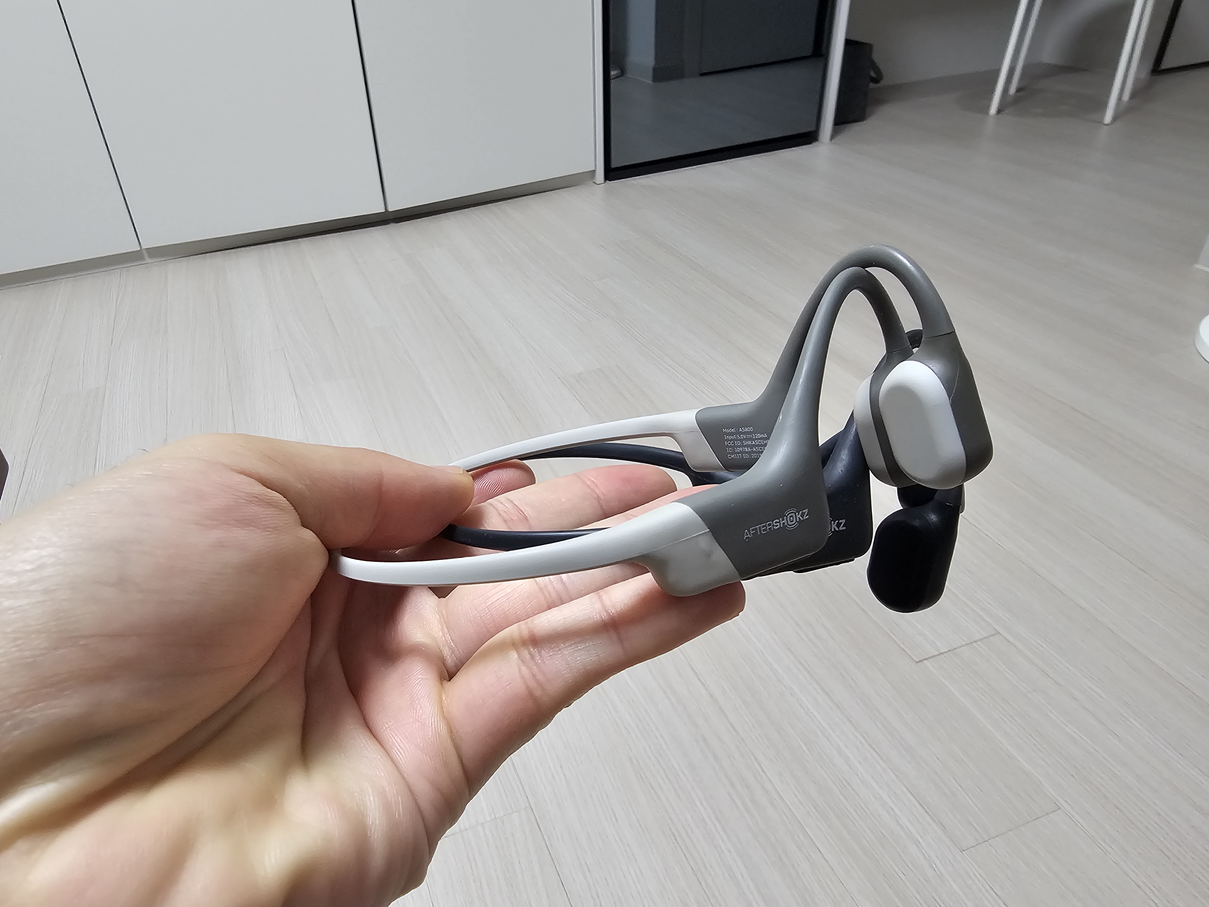 샥즈(에프터샥즈) 멀티포인트·멀티페어링 설명용 사진