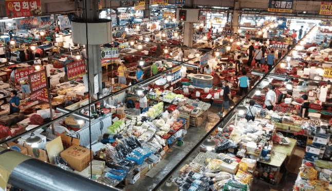 서천수산물특화시장-1층전체모습