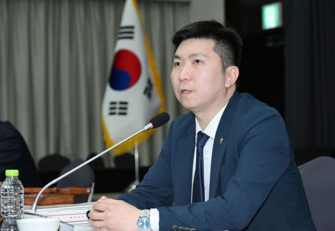 유승민 대한체육회장 프로필 및 최근 의혹 총정리! 나이, 고향, 학력, 탁구 경력, 수상내역부터 경찰 출석 및 축구 혁신위 합류 배경까지 심층 진단