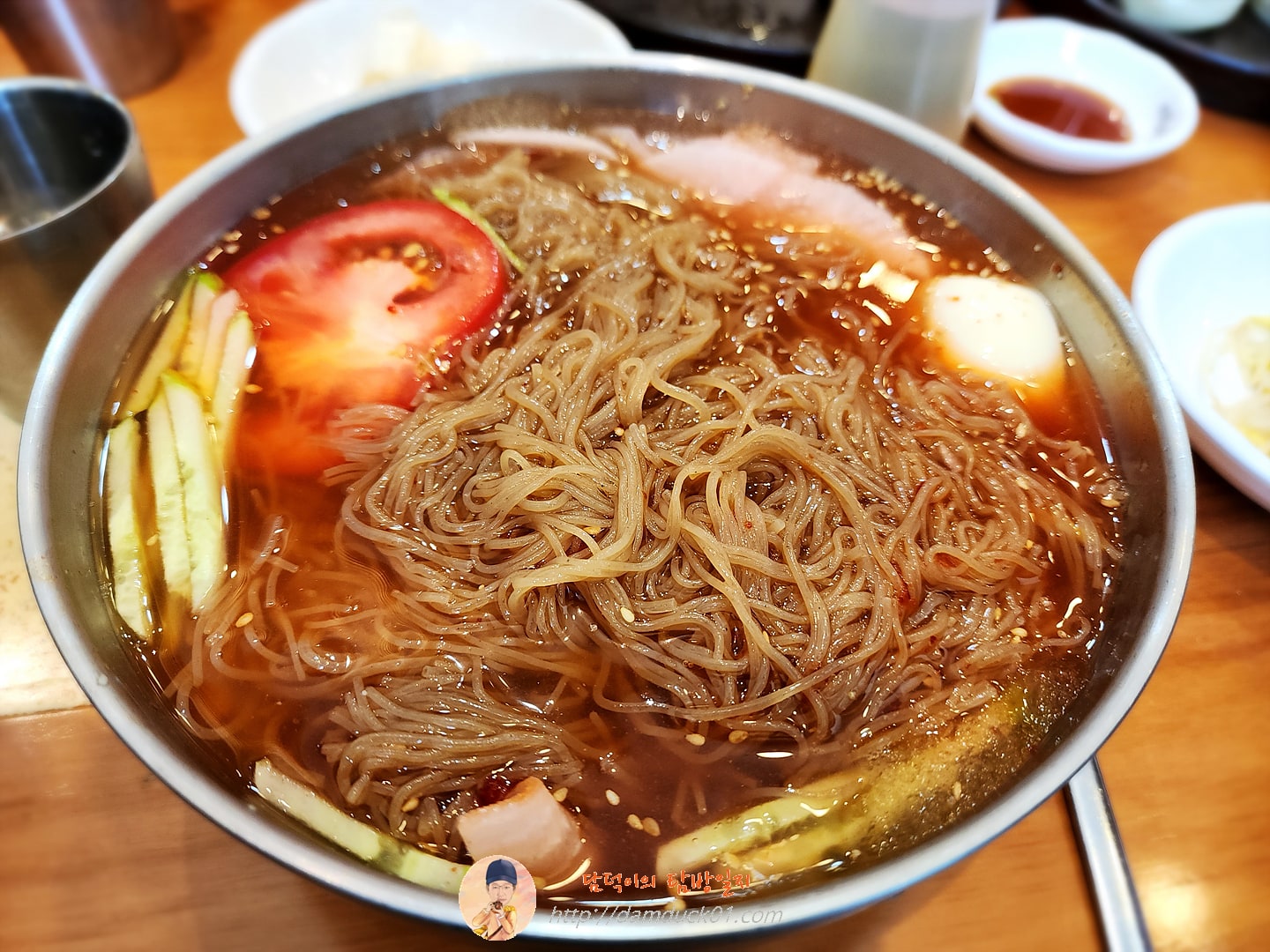 살얼음동동 물냉면 곱빼기