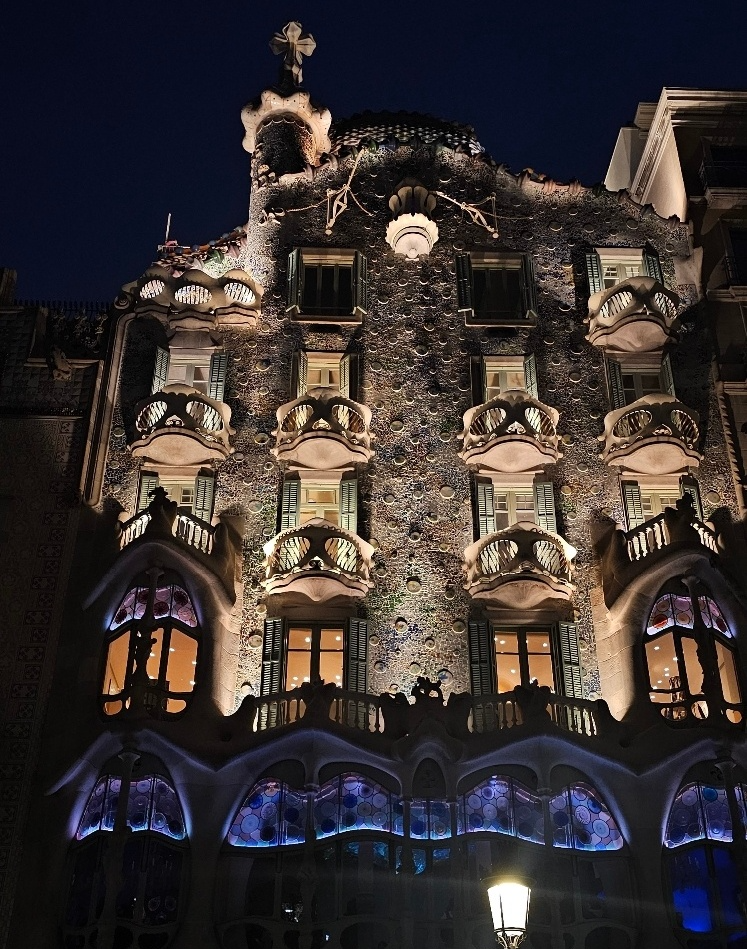 카사 바트요 야경