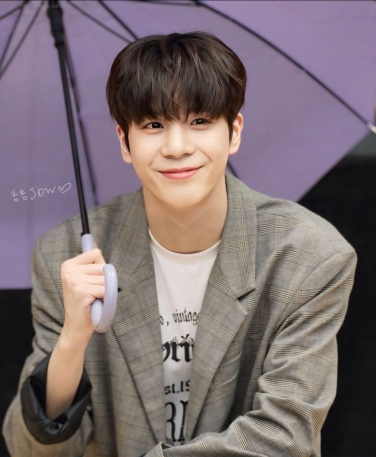 정동원 해병대 입대 나이 학력 가족관계 아버지 군인 제대 날짜 트로트가수 프로필