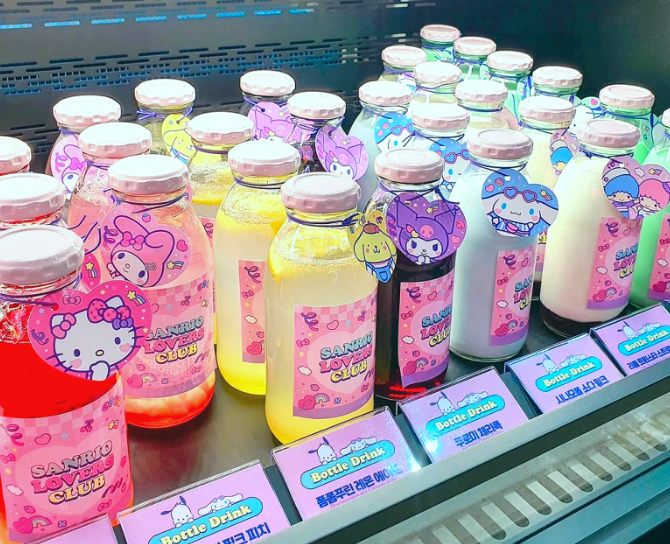 산리오 러버스 클럽 보틀 드링크