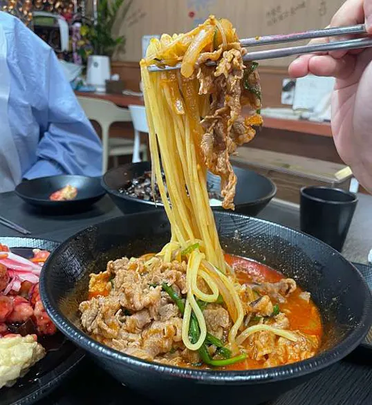 허우짜