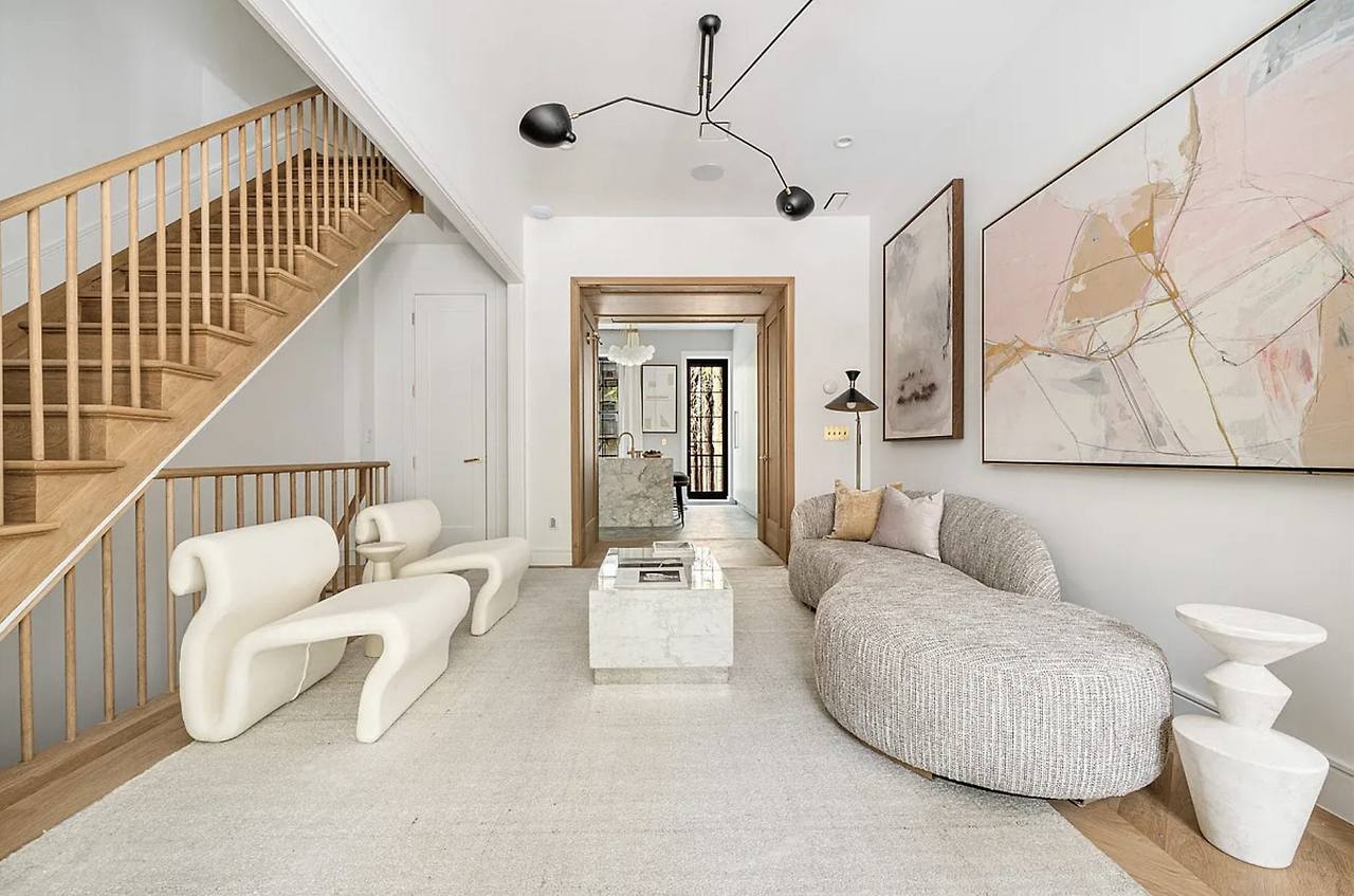 “마음은 예상보다 더 조용했고”