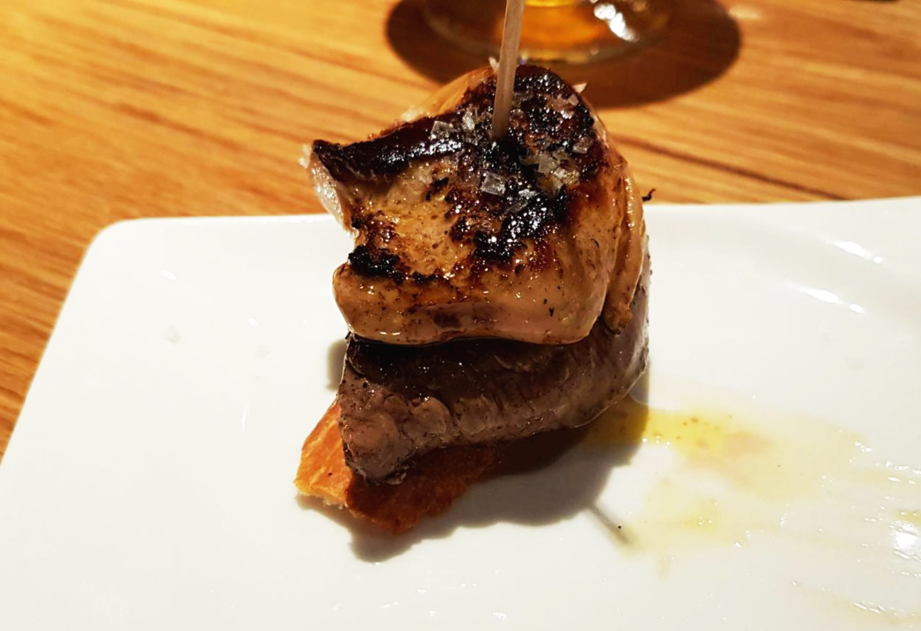 스페인 바르셀로나 ciutat comtal 푸와그라 스테이크