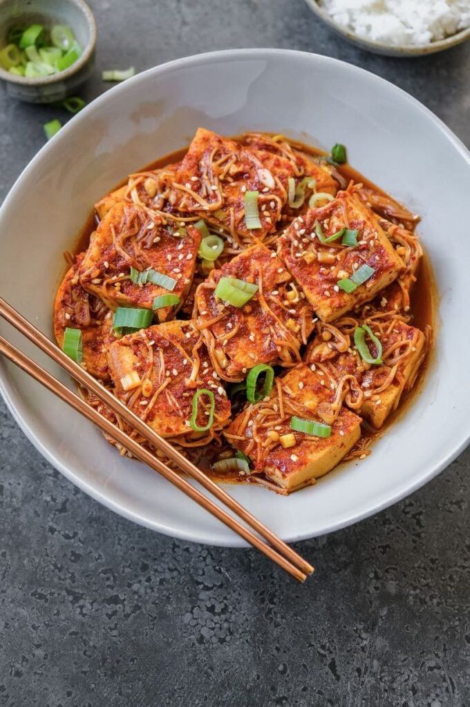 양념이 잘 배인 두부조림