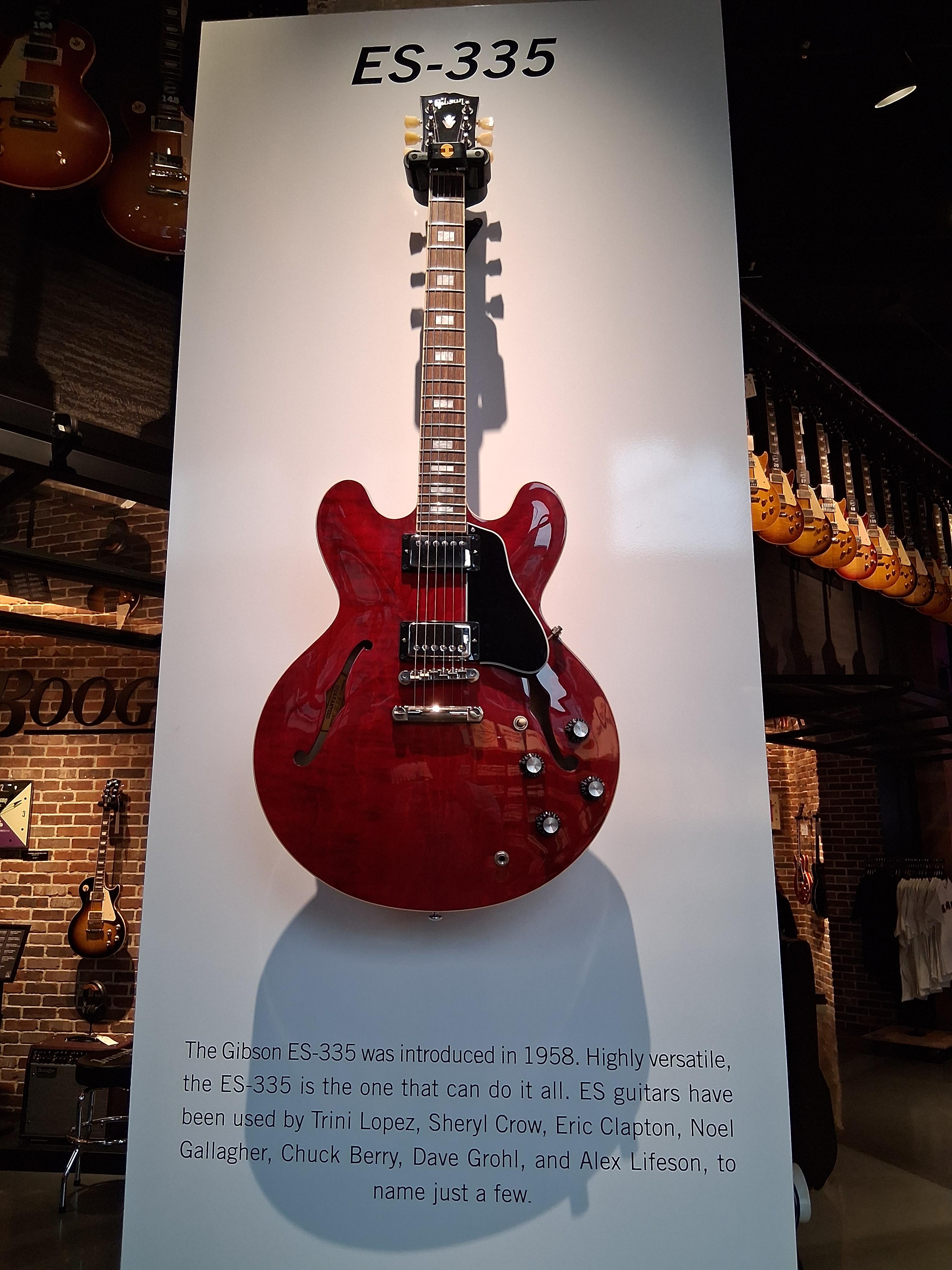 Gibson Garage 기타5