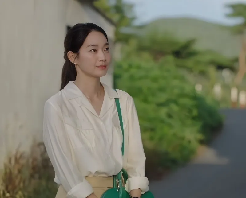 신민아 패션&amp;#44;신민아 스타일링&amp;#44;신민아 ZARA&amp;#44;루이비통 신민아&amp;#44;시퀸 드레스 추천&amp;#44;ZARA 신민아 룩&amp;#44;ZARA 실버 드레스&amp;#44;ZARA 시퀸 드레스&amp;#44;SPA 브랜드 대체템&amp;#44;셀럽 스타일 따라잡기